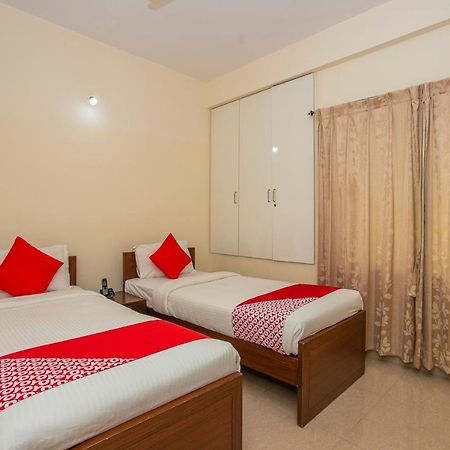 Oyo 4797 Lulu Hospitality Hotel Yelahanka Eksteriør billede