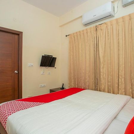 Oyo 4797 Lulu Hospitality Hotel Yelahanka Eksteriør billede