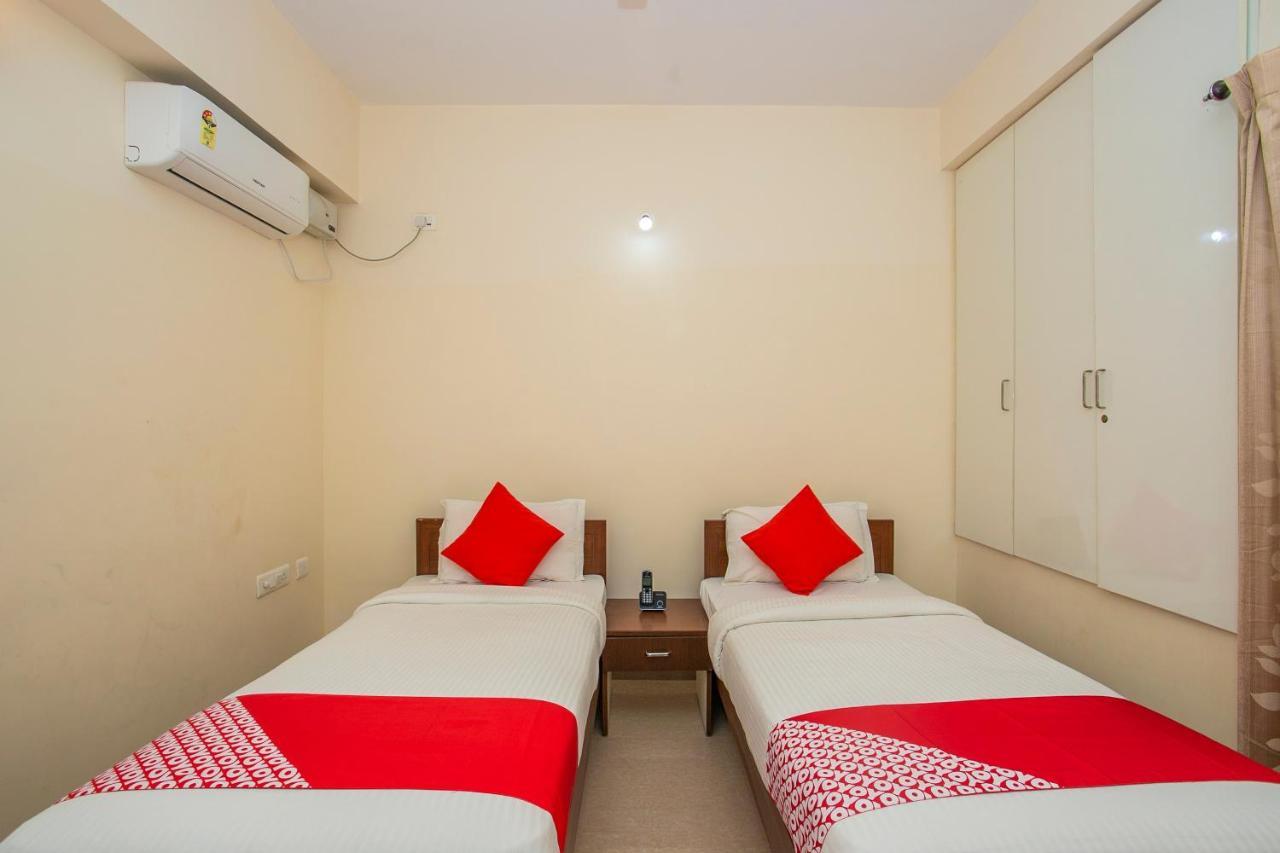 Oyo 4797 Lulu Hospitality Hotel Yelahanka Eksteriør billede