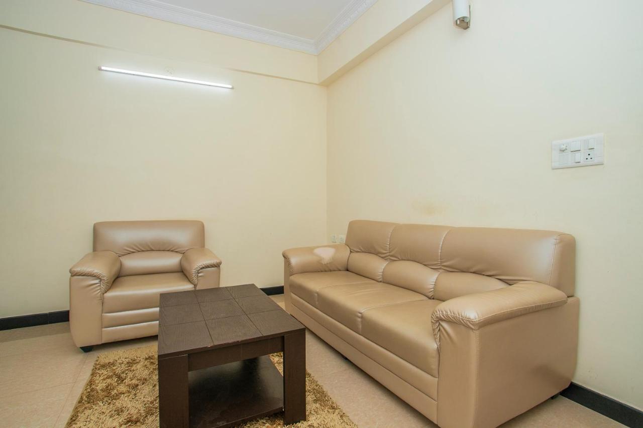 Oyo 4797 Lulu Hospitality Hotel Yelahanka Eksteriør billede
